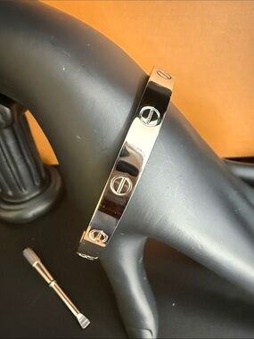 Silver Bangle Bracelet